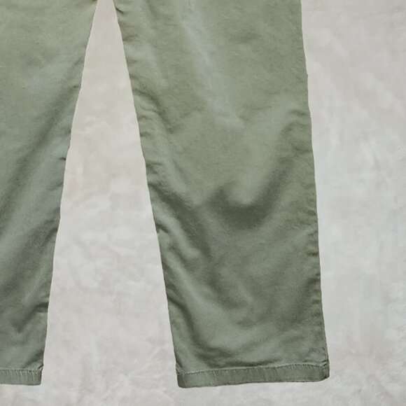 Men's 5 Pocket Cargo Pants, Size 40 x 30, Green, 5 Pocket , New With Tags, NWT - Picture 6 of 9